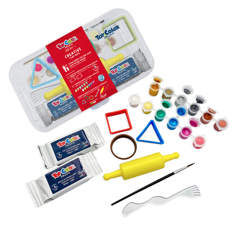 Box with white clay, 2 string, brush, a set of molds, a modeling tool and a rolling pin. Toy Color and Kreable colours are produced in Italy, in our factory located near Venice, Pasuto Srl.